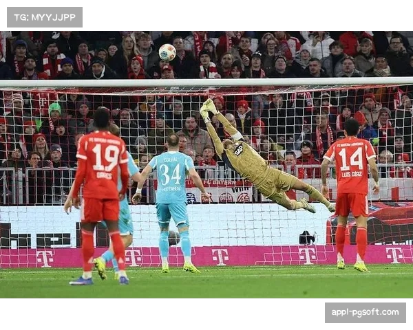 拜仁5-1横扫霍芬海姆,迪亚斯帽子戏法当选最佳